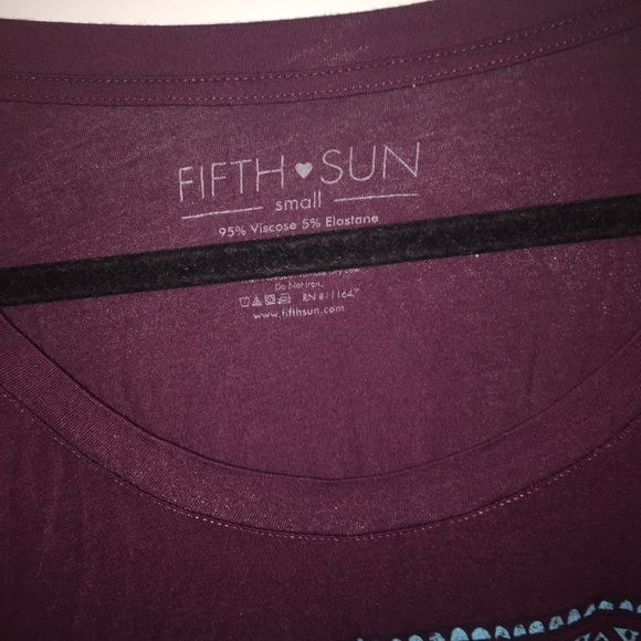 Graphic t-shirt - Picture 3 of 4